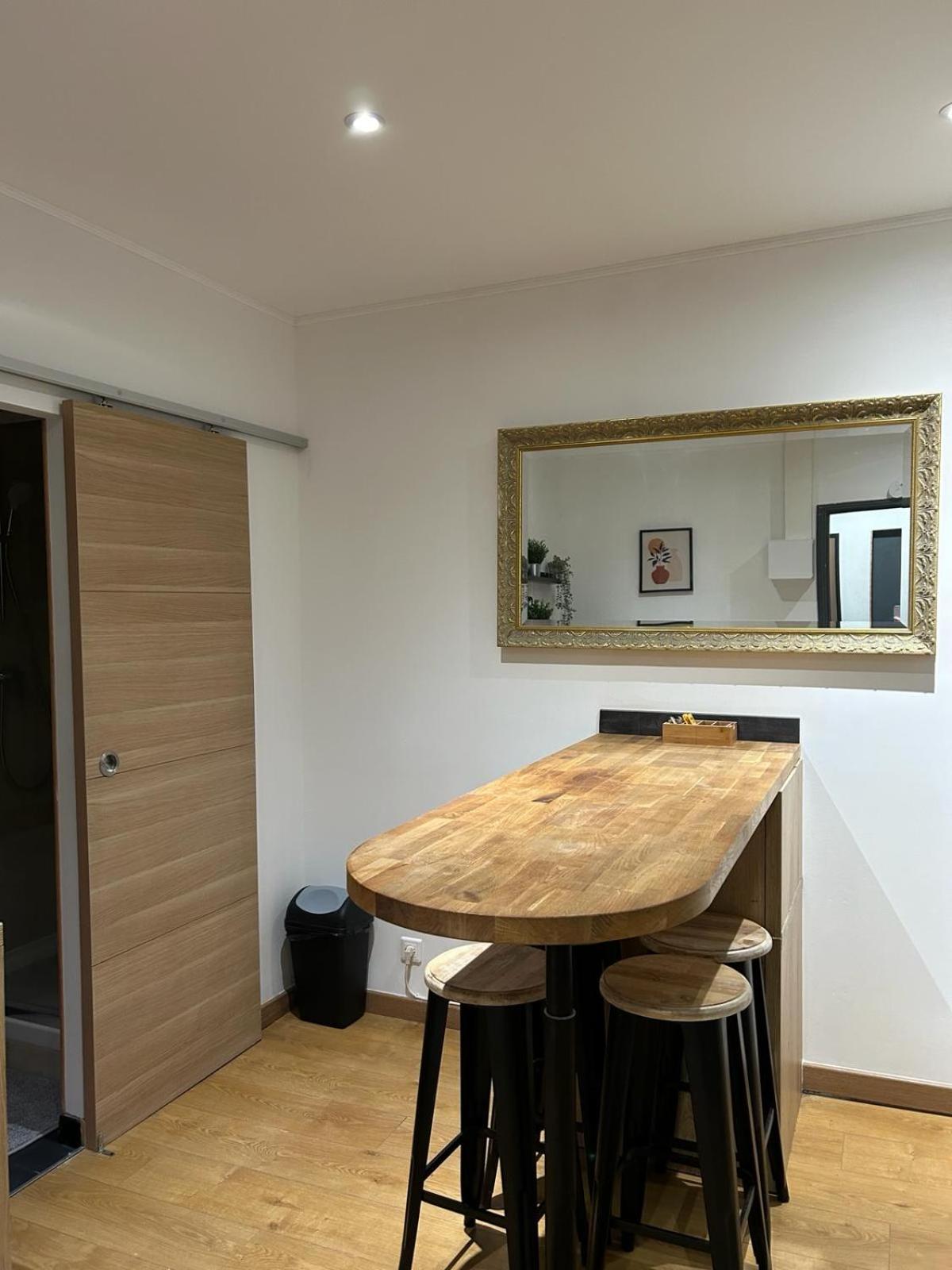 Apartment Velours & Balneo *