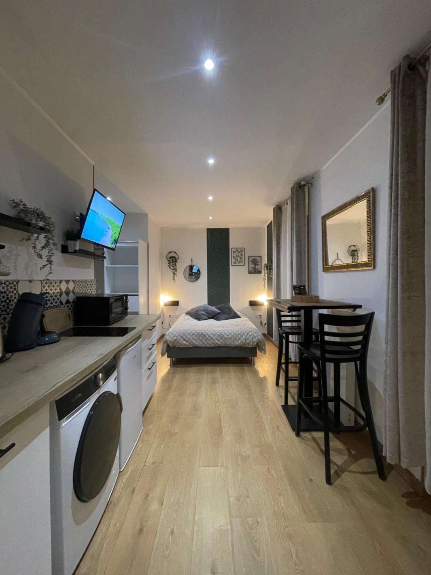 Velours & Balneo Apartment